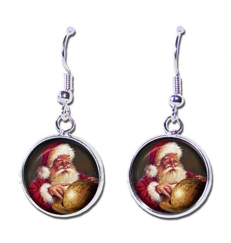 Vintage Style Santa with Globe