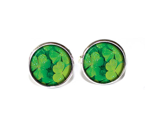 Green Shamrock Pattern