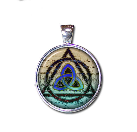 Triquetra Celtic Knot Trinity Blue Brown