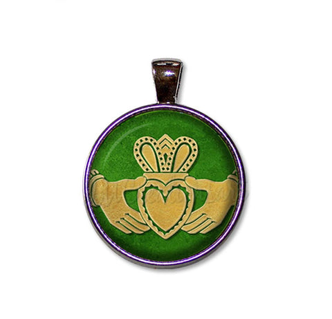 Celtic Claddagh Design