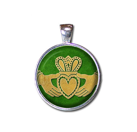 Celtic Claddagh Design