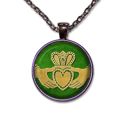 Celtic Claddagh Design