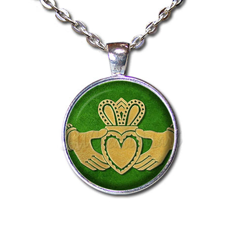 Celtic Claddagh Design