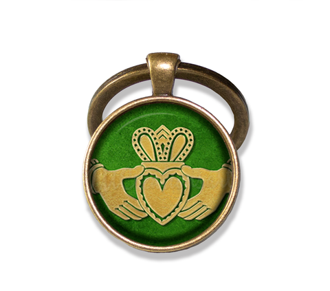 Celtic Claddagh Design